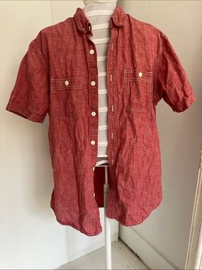Old Navy Red Short-Sleeve Button-Down Shirt